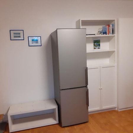 Aquamarin - Charmantes Appartement Mit Balkon Росток Экстерьер фото