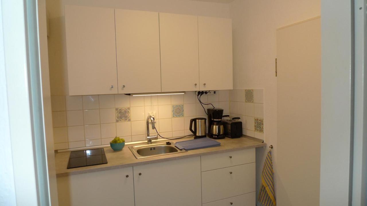 Aquamarin - Charmantes Appartement Mit Balkon Росток Экстерьер фото
