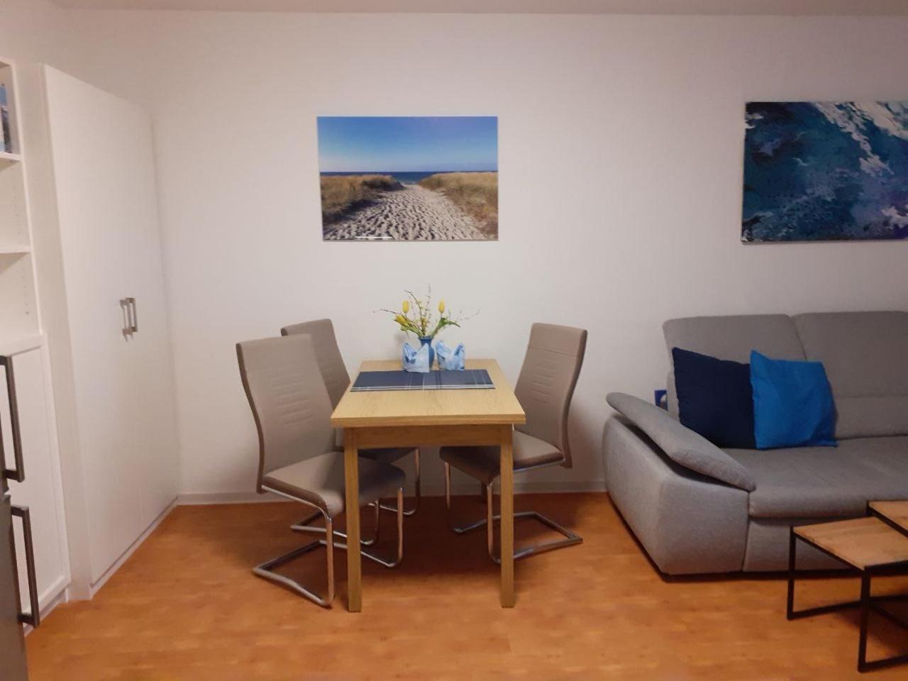Aquamarin - Charmantes Appartement Mit Balkon Росток Экстерьер фото
