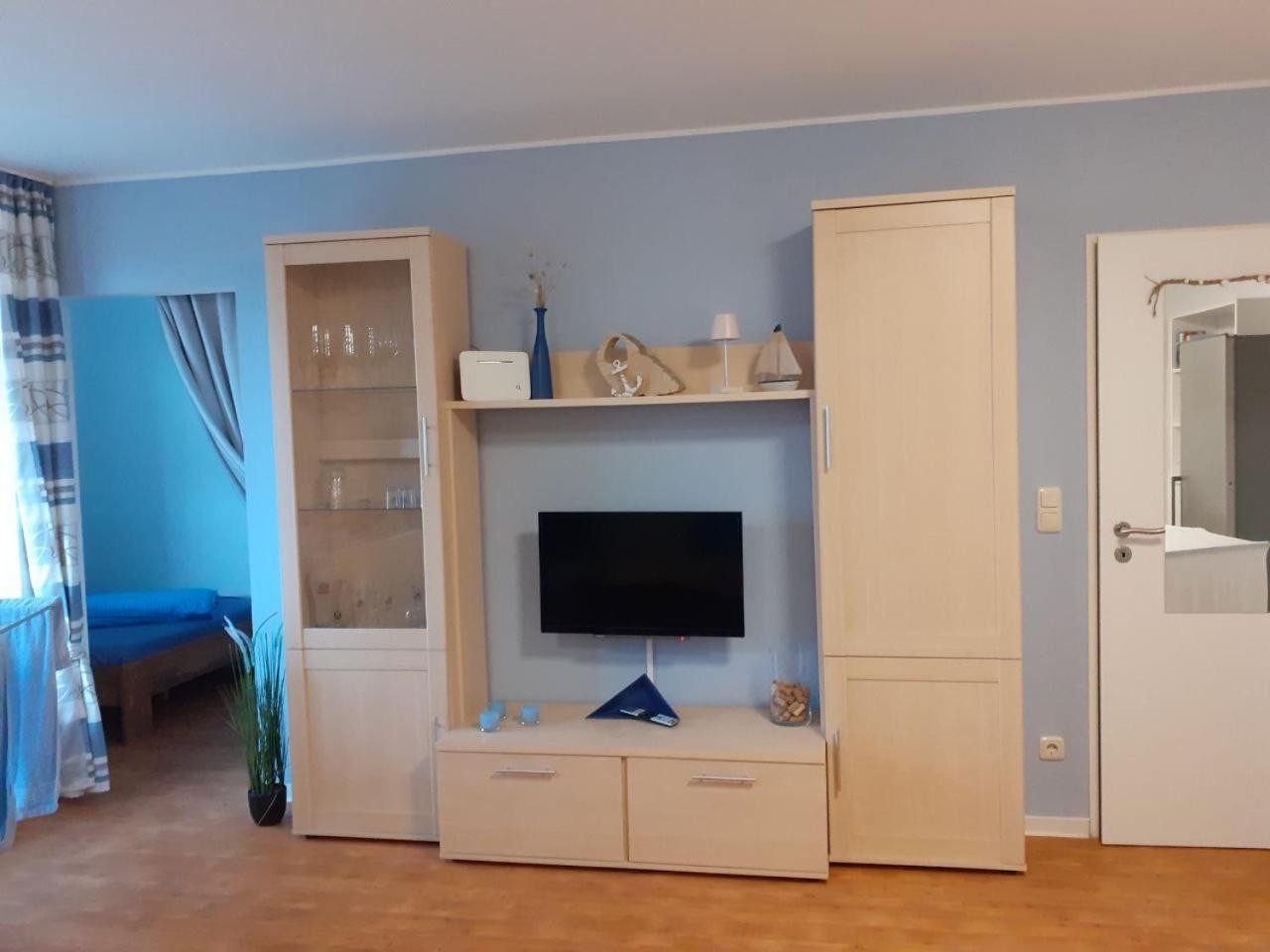 Aquamarin - Charmantes Appartement Mit Balkon Росток Экстерьер фото